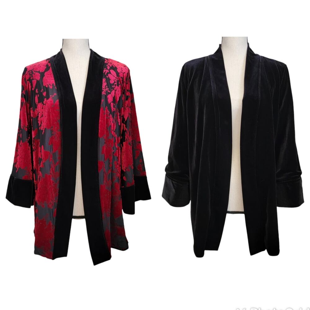 Chicos Travelers Velvet Jacket Womens Sz L Red Black Floral Reversible Kimono
